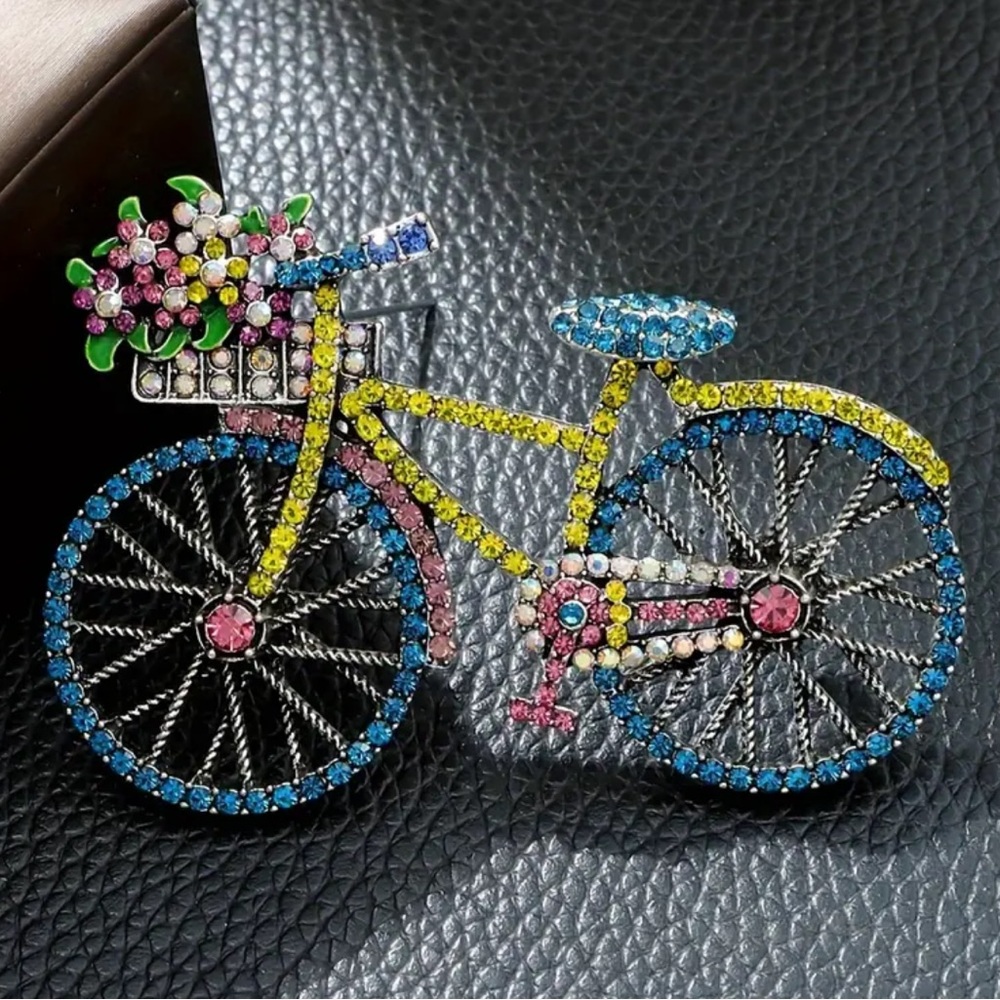 Bicycle Brooch 🚲